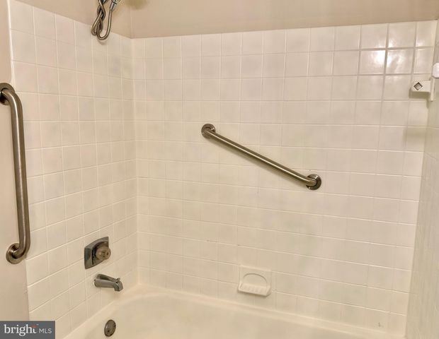 65 WOODBINE CT, Horsham, PA 19044