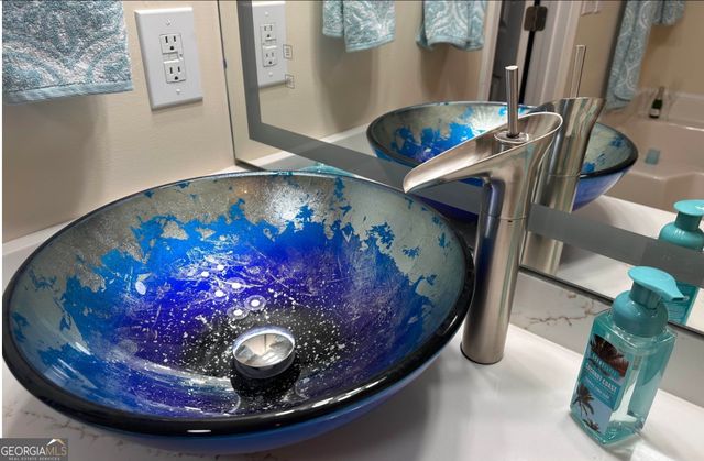 105 Redwood Drive, Lagrange, GA 30240