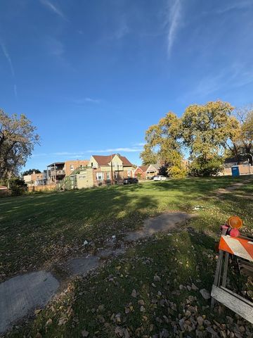 1050 W 57th Street, Chicago, IL 60621