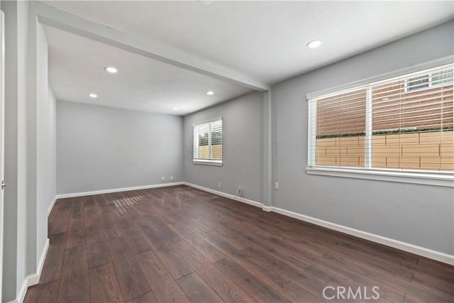 25075 Owens Lake, Lake Forest (el Toro), CA 92630