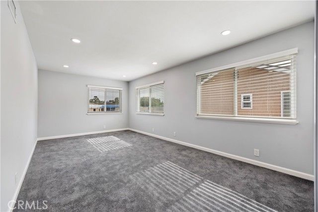 25075 Owens Lake, Lake Forest (el Toro), CA 92630