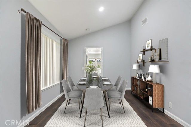 25075 Owens Lake, Lake Forest (el Toro), CA 92630