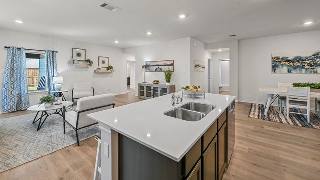 2028 Bobby Ashcraft Drive, Lindale, TX 75771