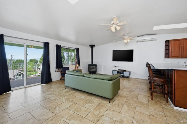6935 Echo Dr, Kelseyville, CA 95451