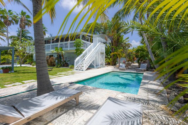 W 17176 Bonita Lane, Sugarloaf Key, FL 33042