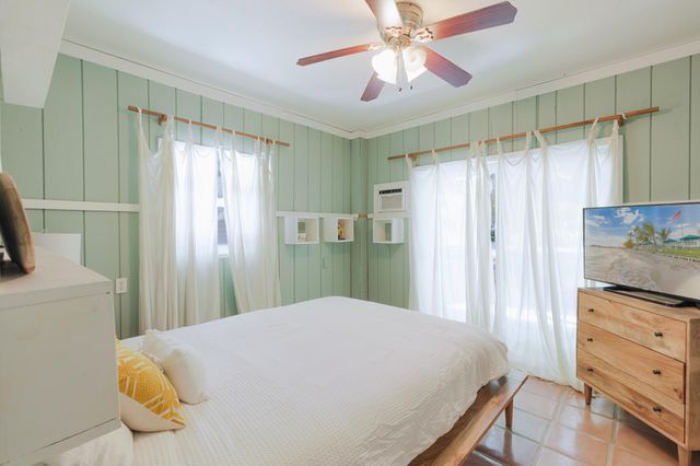 W 17176 Bonita Lane, Sugarloaf Key, FL 33042