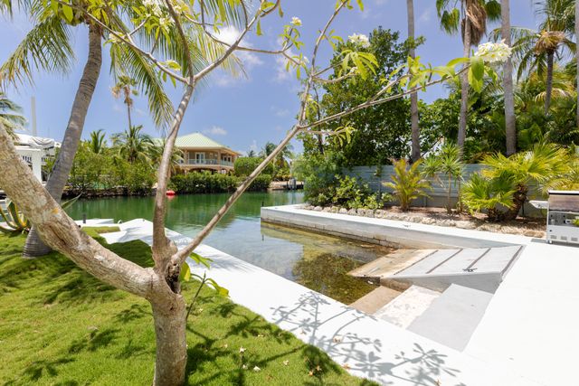 W 17176 Bonita Lane, Sugarloaf Key, FL 33042