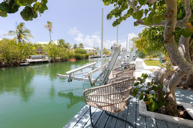 W 17176 Bonita Lane, Sugarloaf Key, FL 33042