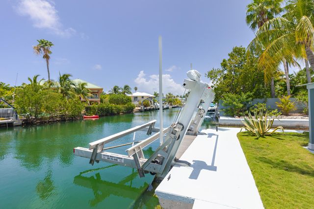 W 17176 Bonita Lane, Sugarloaf Key, FL 33042