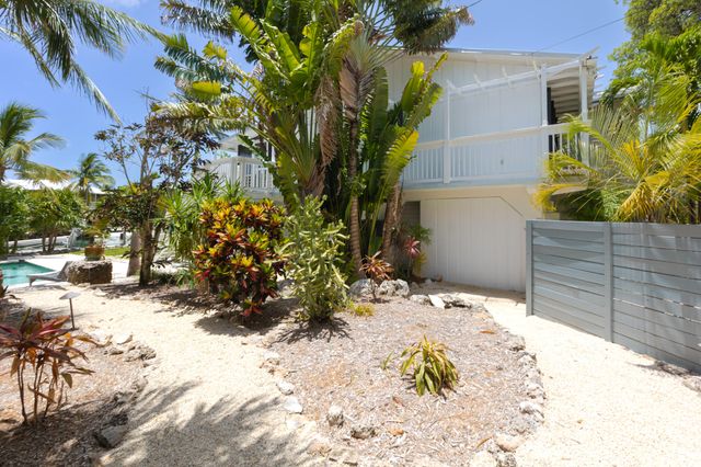 W 17176 Bonita Lane, Sugarloaf Key, FL 33042