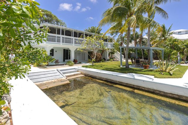 W 17176 Bonita Lane, Sugarloaf Key, FL 33042