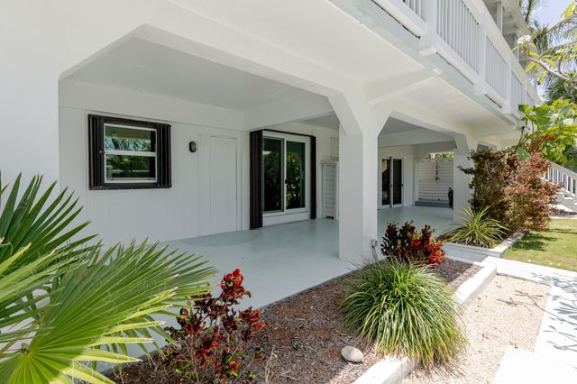 W 17176 Bonita Lane, Sugarloaf Key, FL 33042