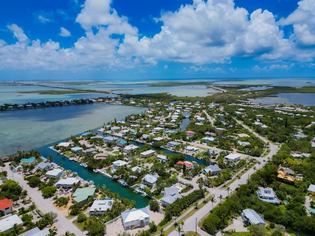 W 17176 Bonita Lane, Sugarloaf Key, FL 33042
