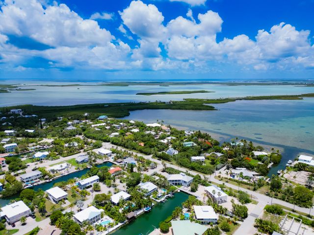 W 17176 Bonita Lane, Sugarloaf Key, FL 33042