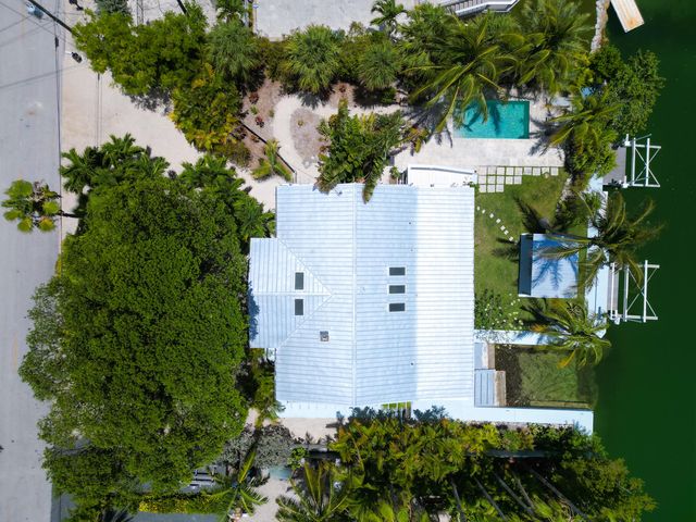 W 17176 Bonita Lane, Sugarloaf Key, FL 33042