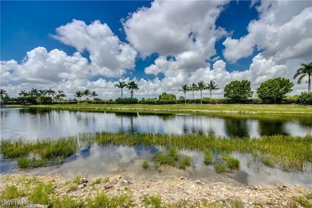 11592 Shady Blossom DR, Fort Myers, FL 33913