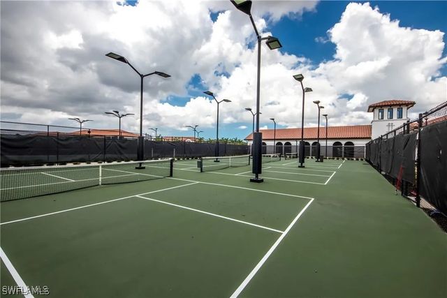 11592 Shady Blossom DR, Fort Myers, FL 33913