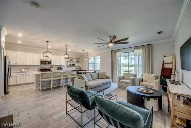 11592 Shady Blossom DR, Fort Myers, FL 33913