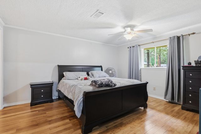 106 Dogwood Ln, Marshall, TX 75672