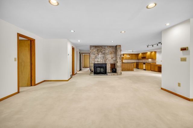 1 Northcrest Drive, Granby, CT 06060