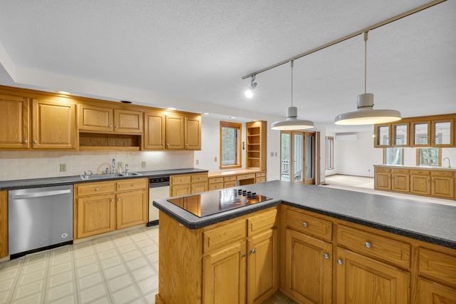 1 Northcrest Drive, Granby, CT 06060