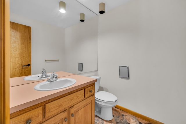 1 Northcrest Drive, Granby, CT 06060