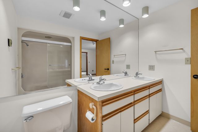 1 Northcrest Drive, Granby, CT 06060