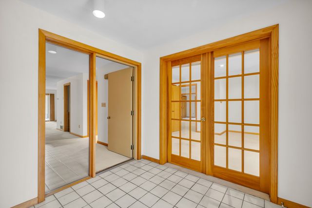 1 Northcrest Drive, Granby, CT 06060