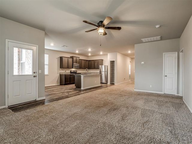 901 NW 3rd Street, Newcastle, OK 73065