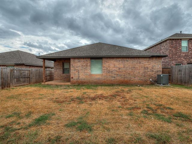 901 NW 3rd Street, Newcastle, OK 73065