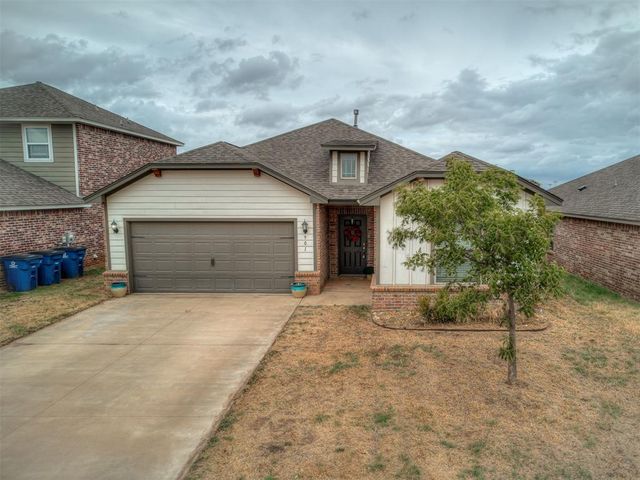 901 NW 3rd Street, Newcastle, OK 73065
