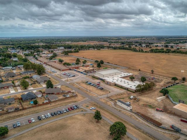 901 NW 3rd Street, Newcastle, OK 73065