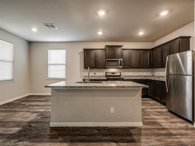 901 NW 3rd Street, Newcastle, OK 73065