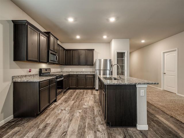 901 NW 3rd Street, Newcastle, OK 73065