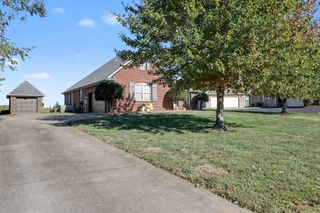 122 Cross Hall Loop, Bowling Green, KY 42104