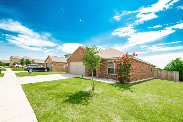 140 Cattlemans Creek Road W, Newark, TX 76071