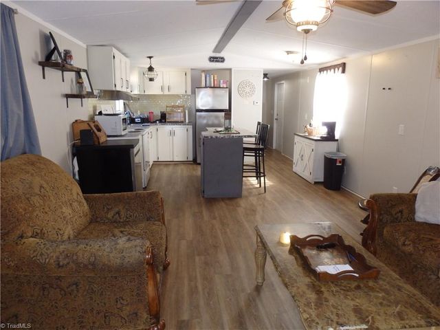 2285 Forest Hills Drive, Asheboro, NC 27205