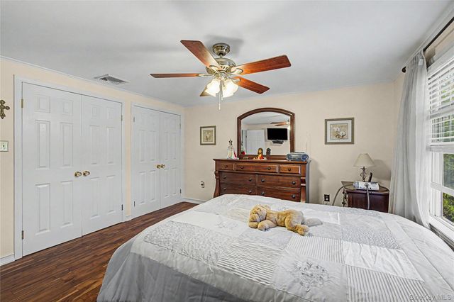 9 S Pond Trail, Ridge, NY 11961