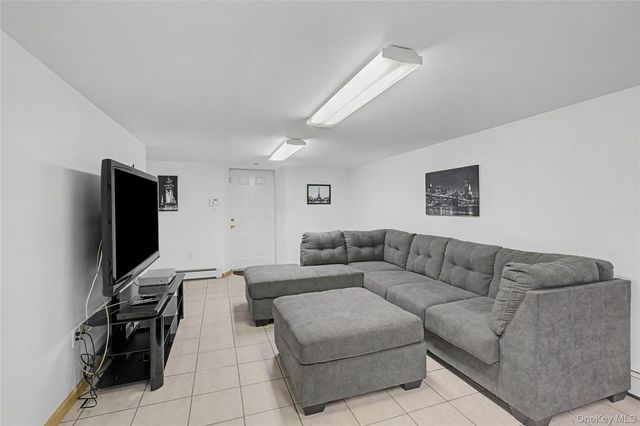 9 S Pond Trail, Ridge, NY 11961