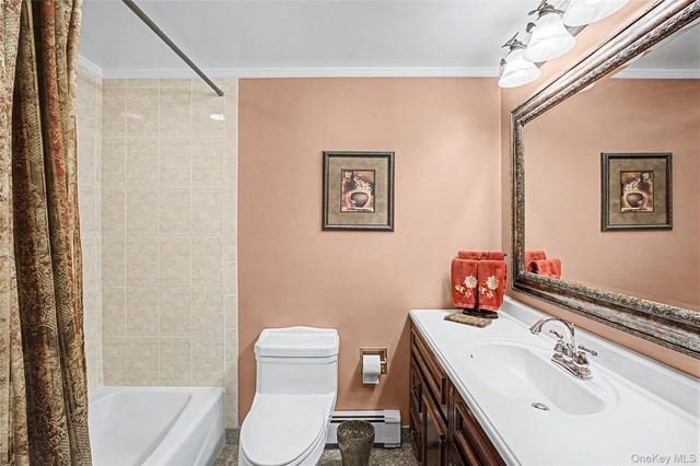 9 S Pond Trail, Ridge, NY 11961