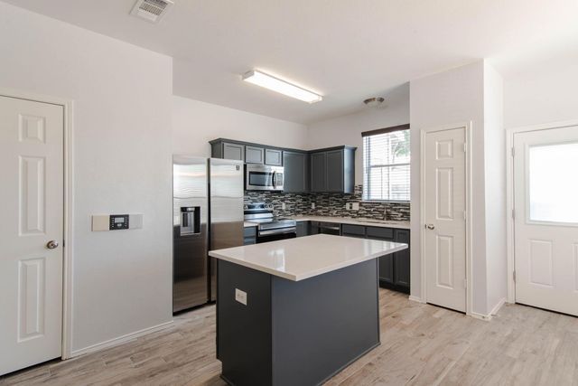 10653 Astor Drive, Fort Worth, TX 76244