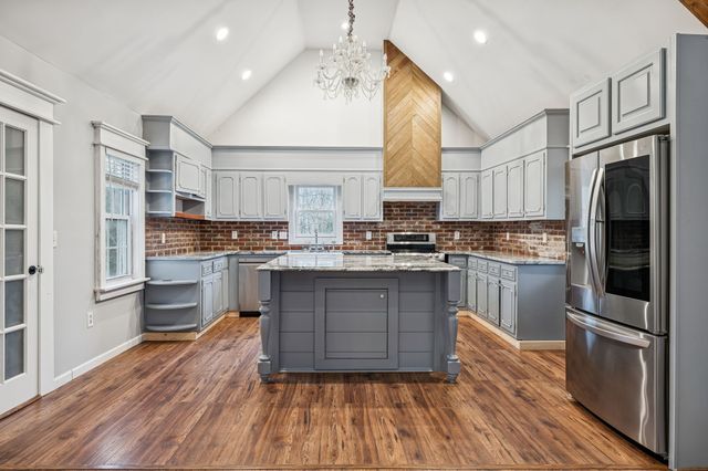 5360 Bunker Hill Rd, Pulaski, TN 38478