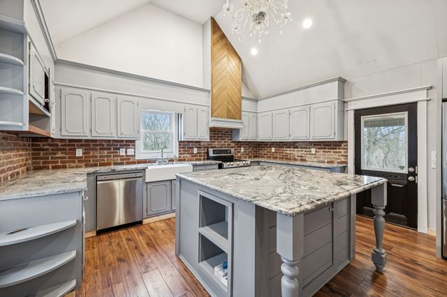 5360 Bunker Hill Rd, Pulaski, TN 38478