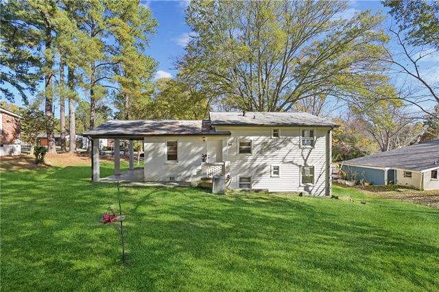 1876 Balmoral SE Road, Smyrna, GA 30080