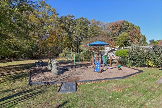 1876 Balmoral SE Road, Smyrna, GA 30080