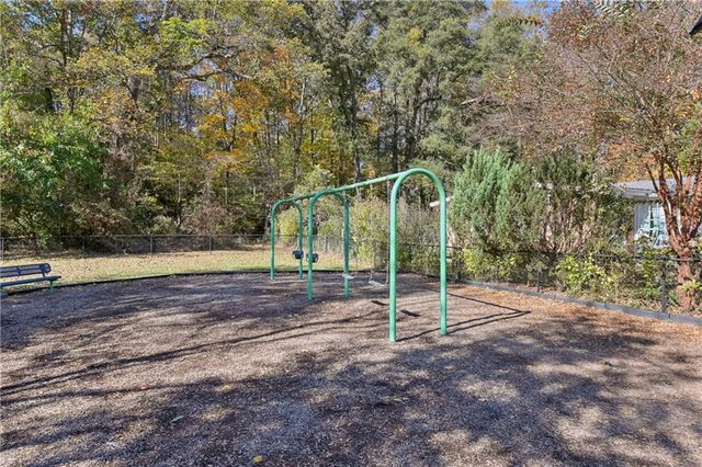 1876 Balmoral SE Road, Smyrna, GA 30080