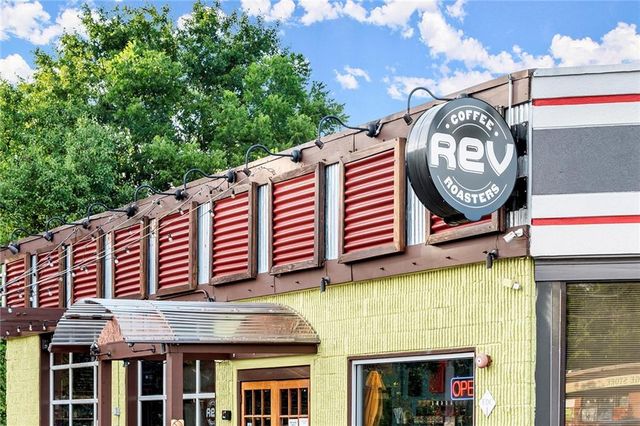 1876 Balmoral SE Road, Smyrna, GA 30080