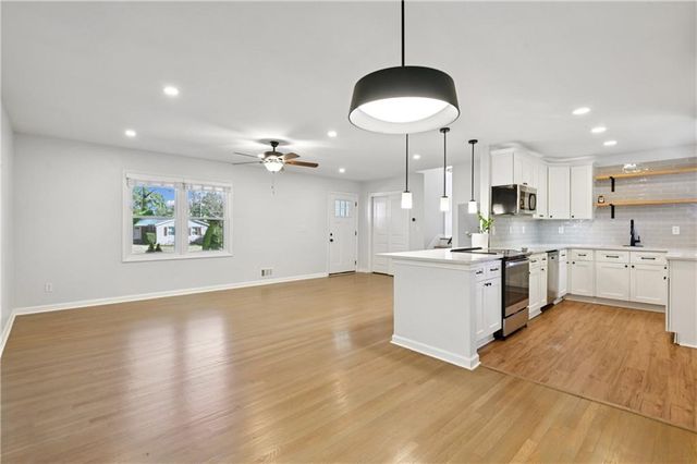 1876 Balmoral SE Road, Smyrna, GA 30080