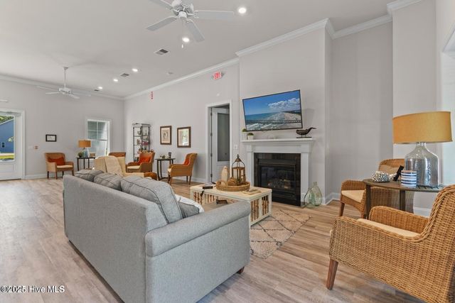 6463 Green Fennel Avenue SW, Ocean Isle Beach, NC 28469
