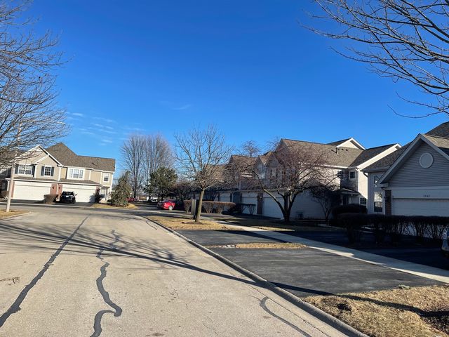 3252 Cool Springs Court, Naperville, IL 60564